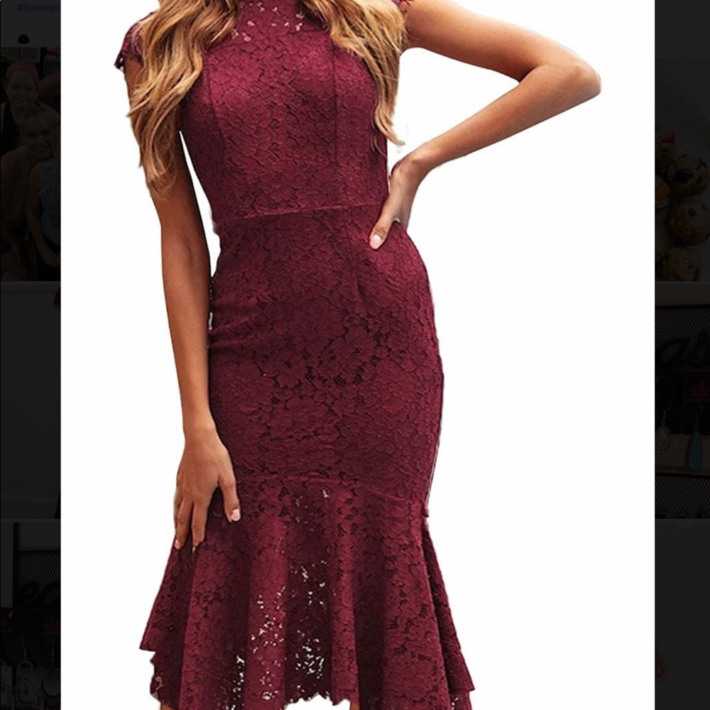 Burgundy Zesica lace cocktail dress. Mid length, slight mermaid hem. Size LARGE